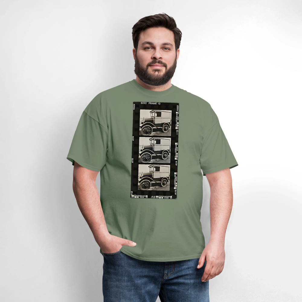 1920 Truck - military green