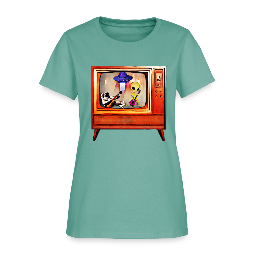 Rocking Astronaut and Alien - aquatic